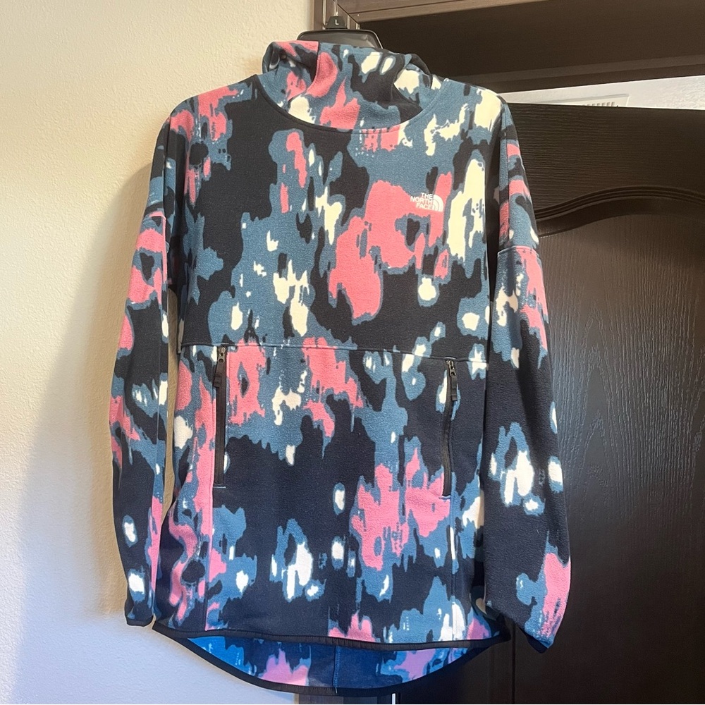 North Face jacket size Small